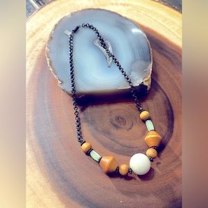 VINTAGE 1928 signed wooded bead necklace